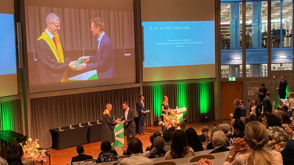 Herzlichen Glückwunsch zur Promotion Dr. Claudio Sidler